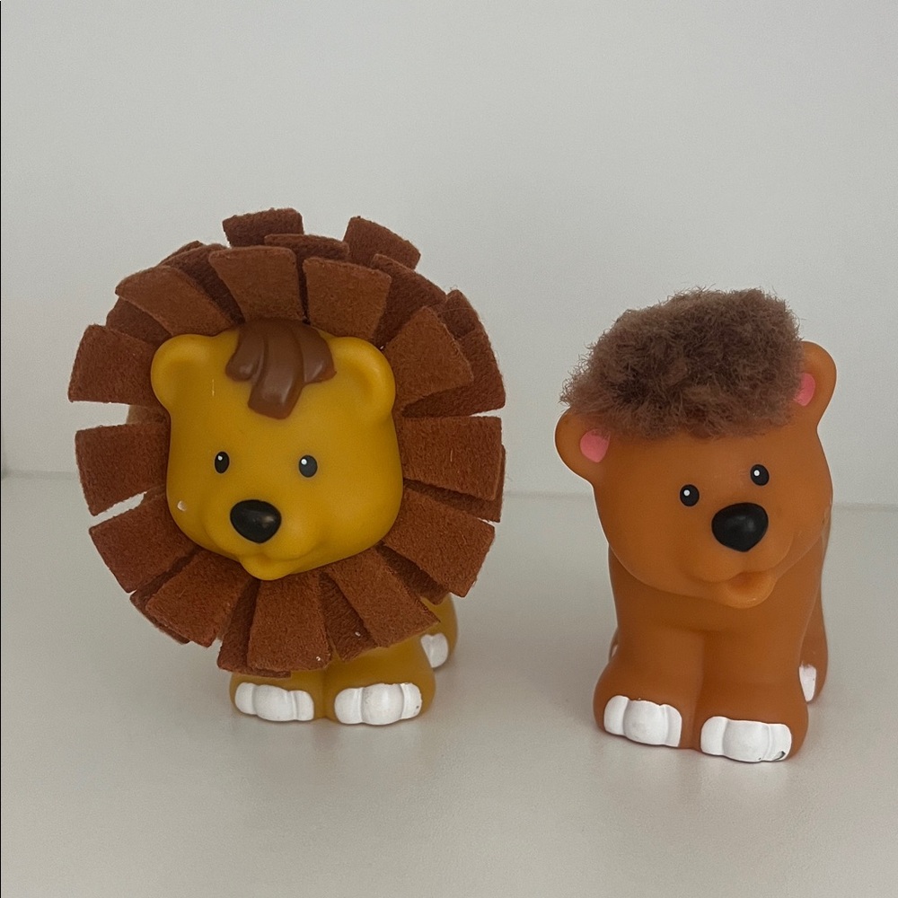 2005 Little People Touch and Feel Lion Set